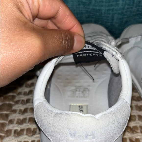 Vintage Havana White and Silver Sneakers - Picture 5 of 12